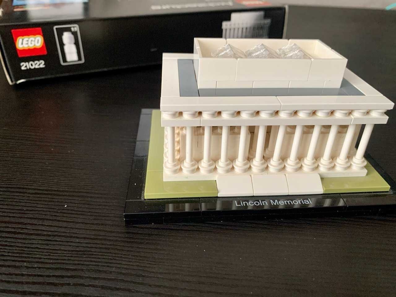 LEGO ARCHITECTURE Lincoln Memorial 21022