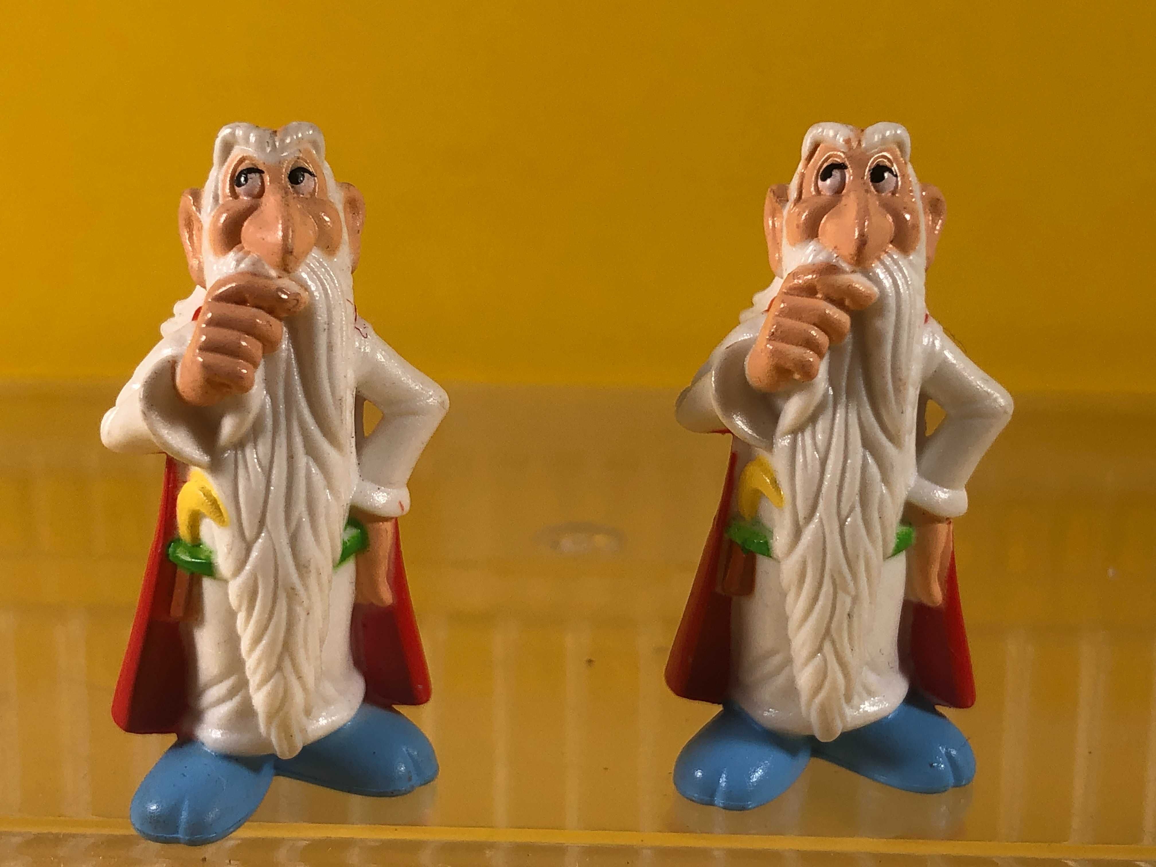 Kinder figurki ostatnie z serii : Asterix i Wikingowie + kart. 2006 r.