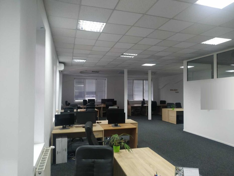 Оренда офісного приміщення по вул. Джерельна центр