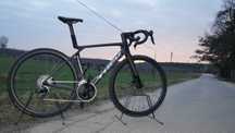 trek madone sl 6 axs gen 8 2025 / M + długi maszt na 180cm/ ceramika