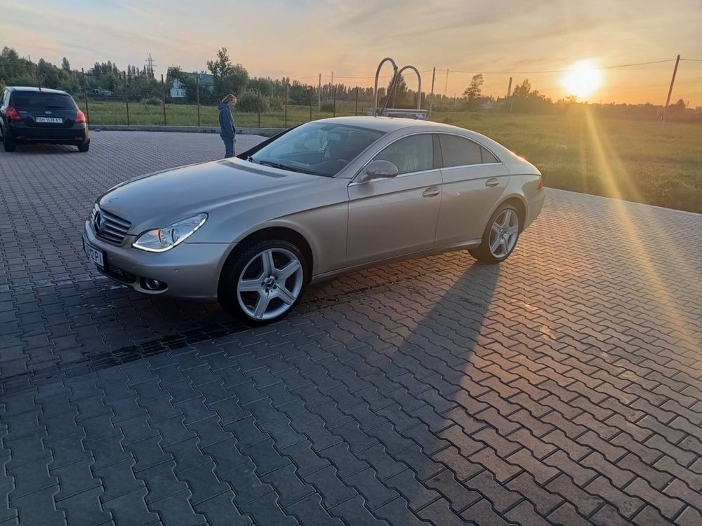 Продам Mercedes CLS 219