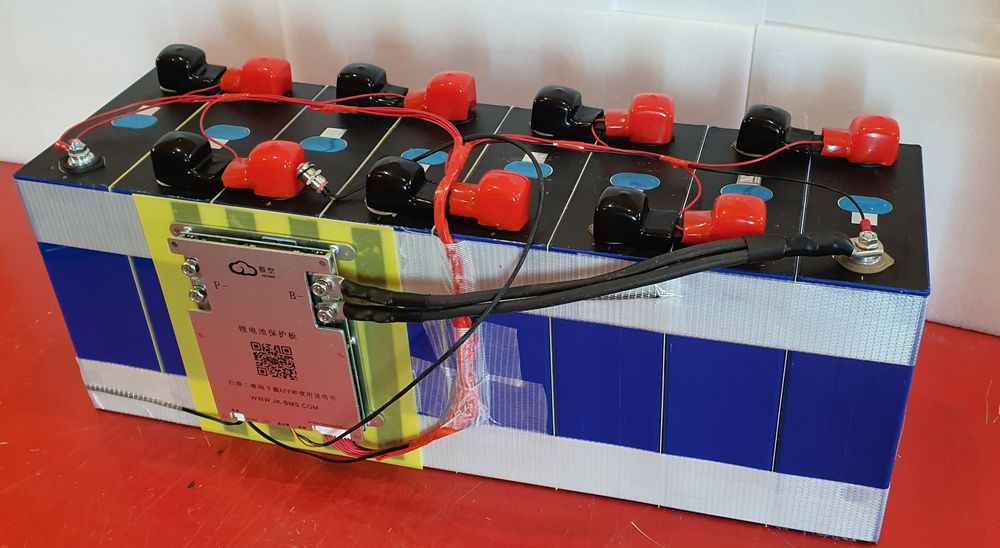 LiFePo4 батарея 24v 8 kW літій залізо фосфат EVE grade A Jikong