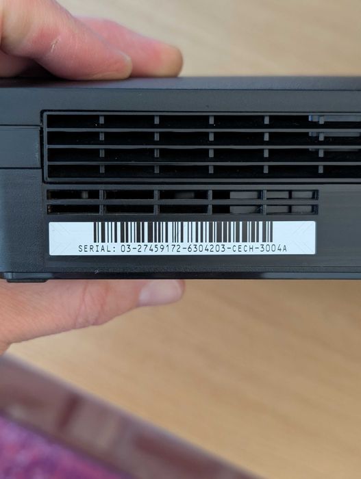 PS3 - Pack Consola+8 Jogos