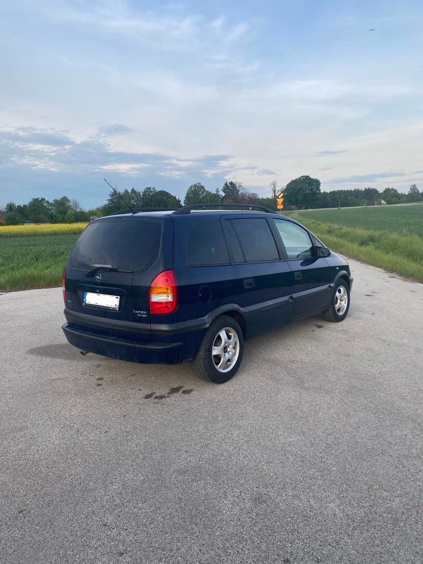 Tani,sprawny Opel Zafira!