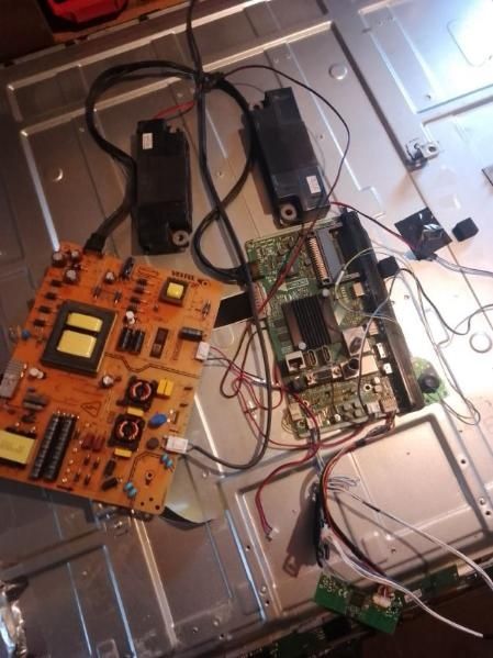 Części do PANASONIC TX-55FX550E Płyta główna, zasilacz, głośniki