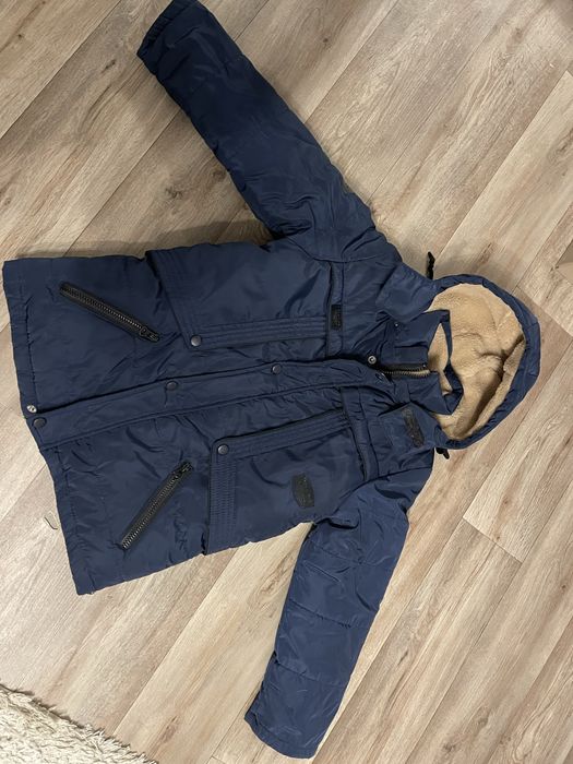 Зимова куртка на хлопчика 140-146 см