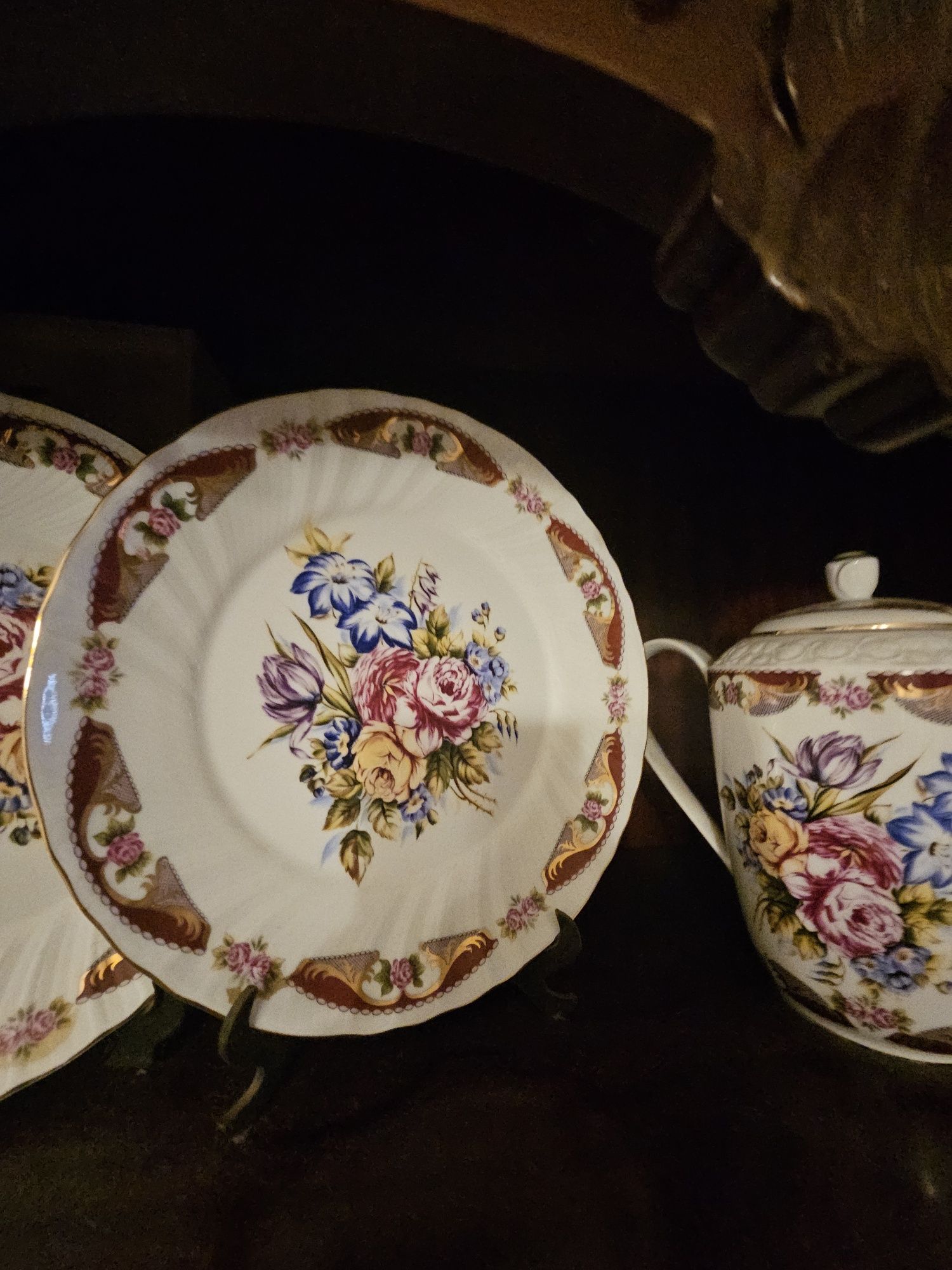 Conjunto de loiças antigas