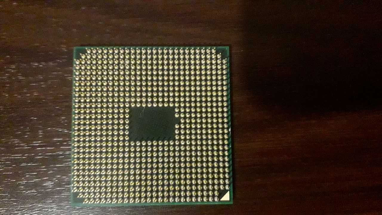 Процесор AMD A4-3300M 1.9-2.5GHz/35W Socket FS1 для ноутбука Б/В