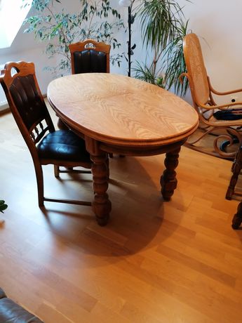Stół dębowy, krzesła