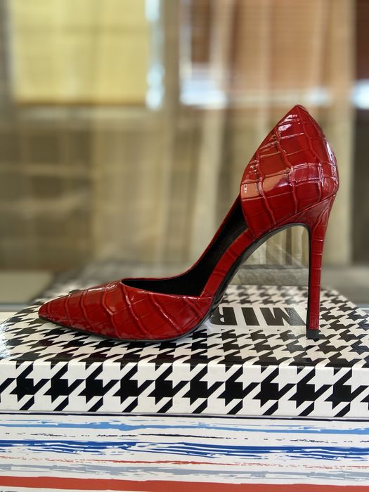 Туфлі червоні Miraton