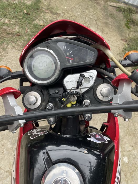 Продам мотоцикл форте 200