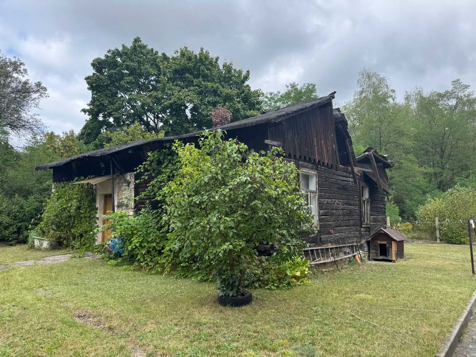 Oddam za darmo materiał za wyburzenie starego domu z drewna