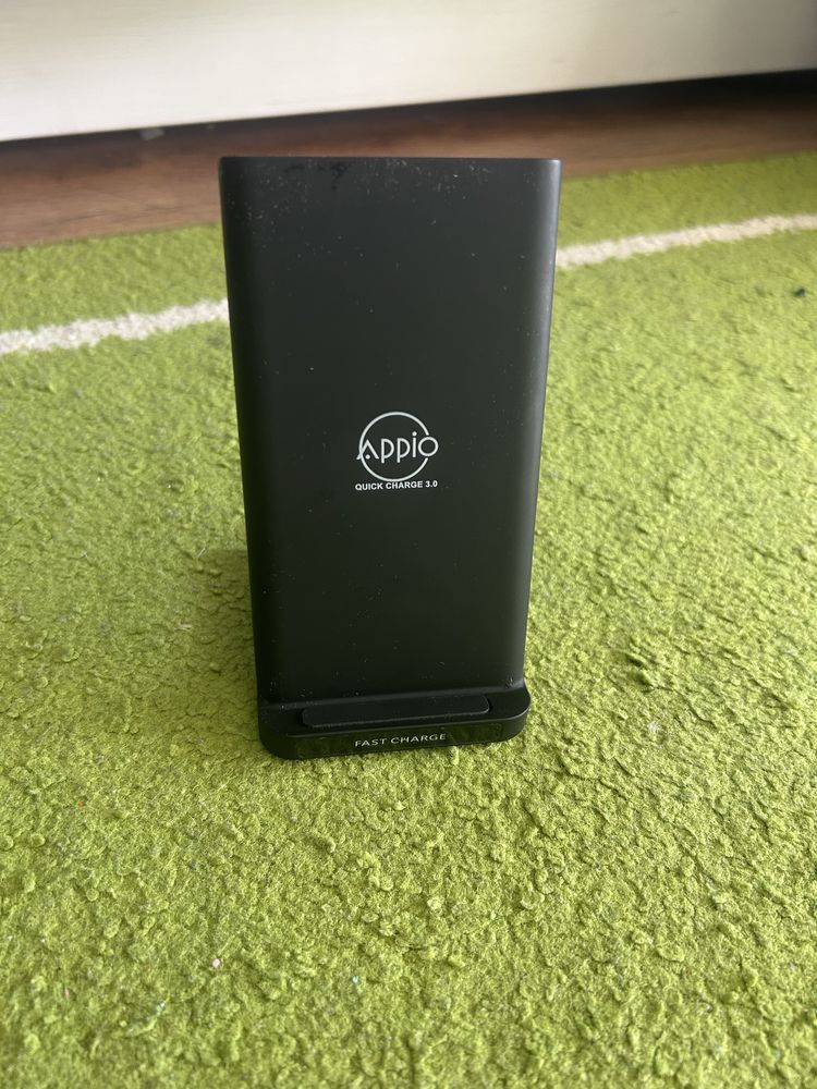 Ładowarka bez przewodowa  APPIO Quick charge 3.0