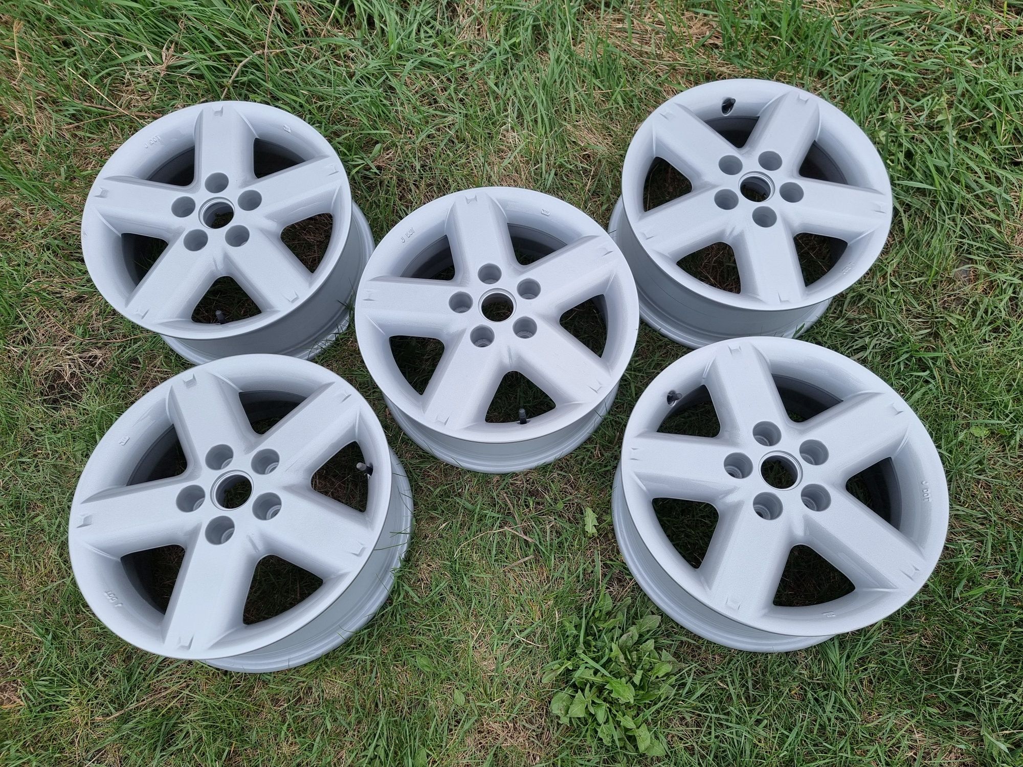 Диски R16 Nissan 5x114,3 6,5J, ET 40, ЦО 66,1 X-Trail, Qashqai, Juke