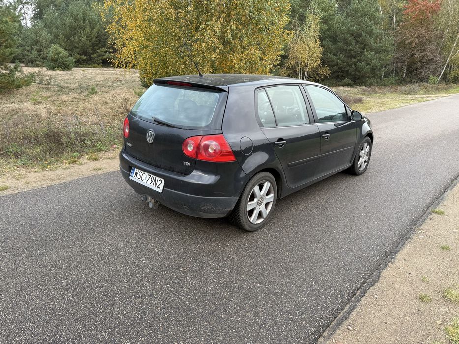 Sprzedam Golfa 5 1.9