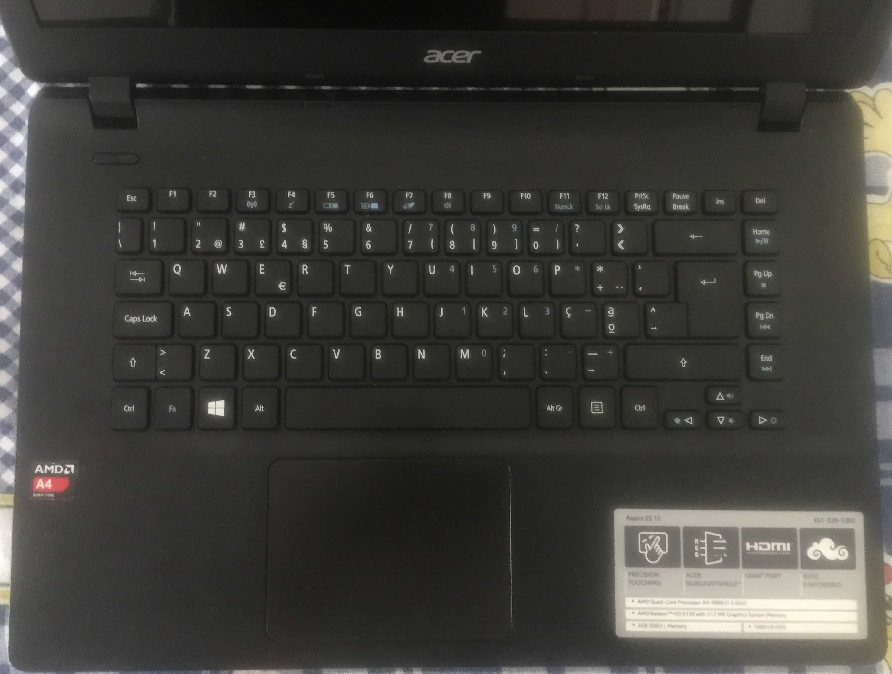 Acer Aspire E ES1-520