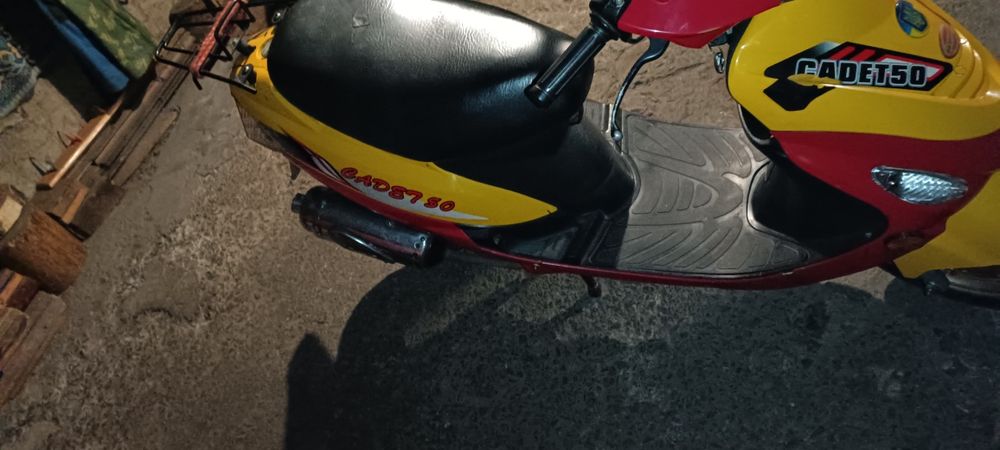 Продам скутер cadet 4т