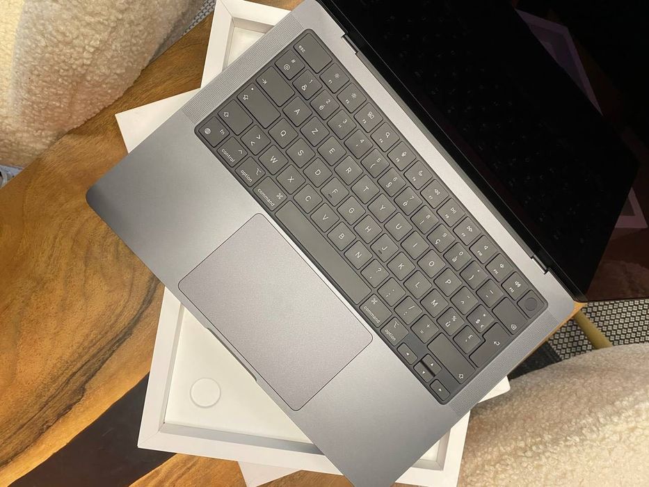 Ноутбук Apple MacBook Pro 14" M4 Pro 24/512GB Space Black (MX2H3) 2024