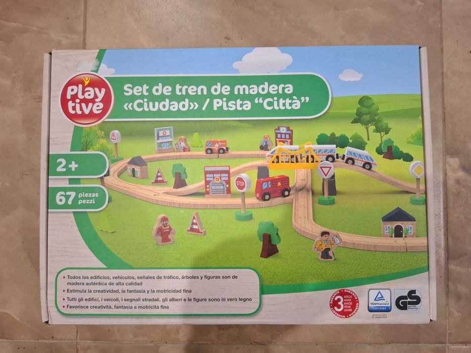 Деревяна залізниця Playtive City 67 елементів