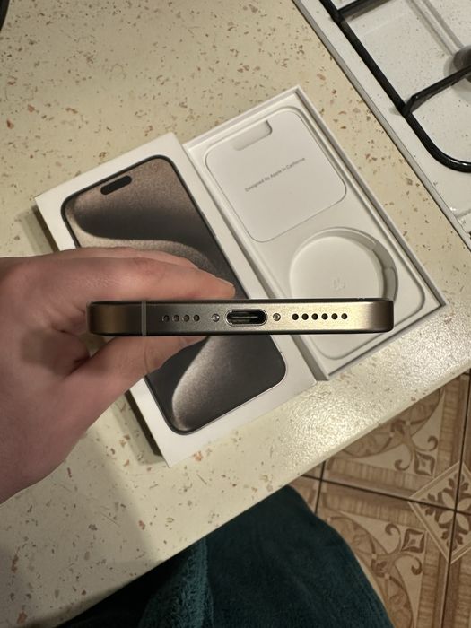 Apple iPhone 15 Pro Max 512gb Natural Titanium E-Sim