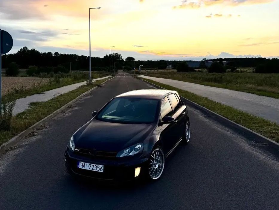 Volkswagen Golf Volkswagen Golf 2.0 GTI DSG Pops & Bangs