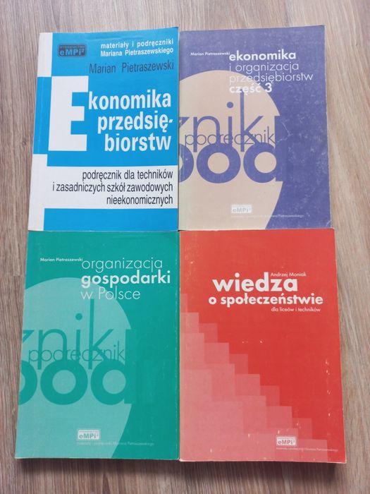 Podręczniki szkolne