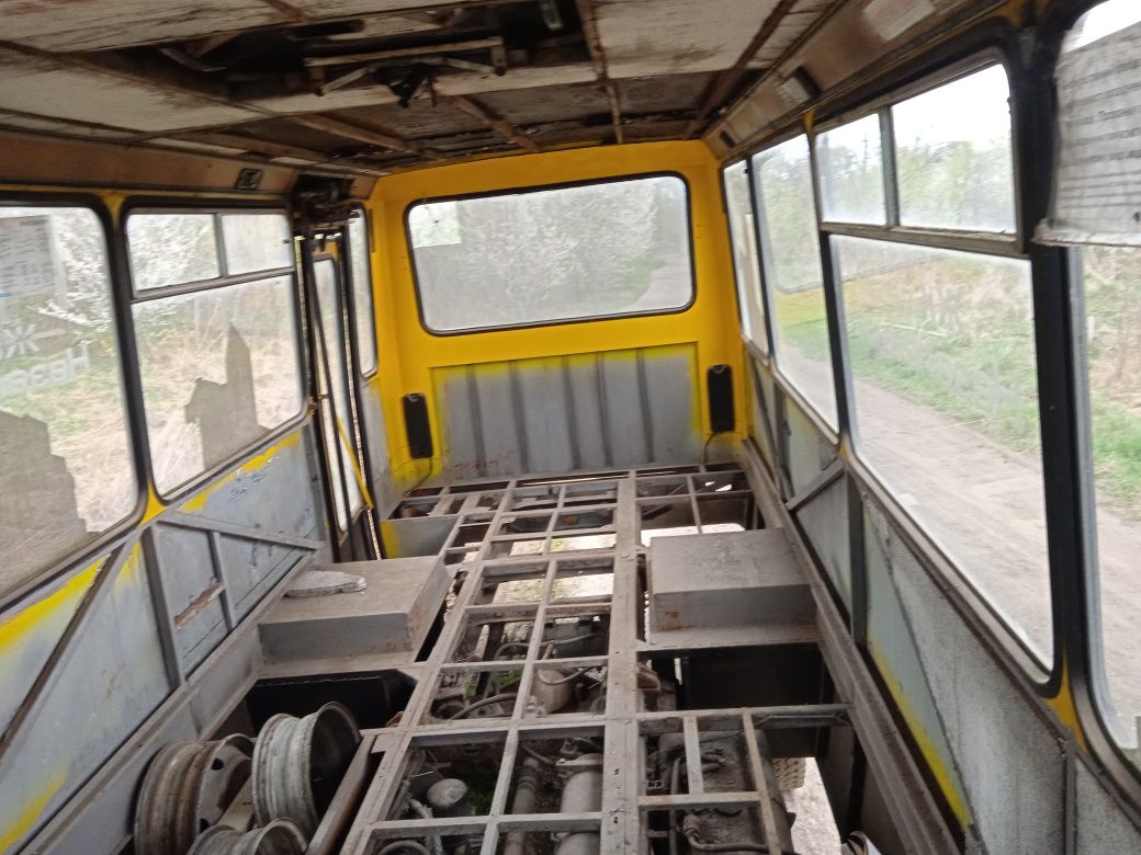 частини до автобусів та грузовиків паз хаз баз 079 07914 07920 Е