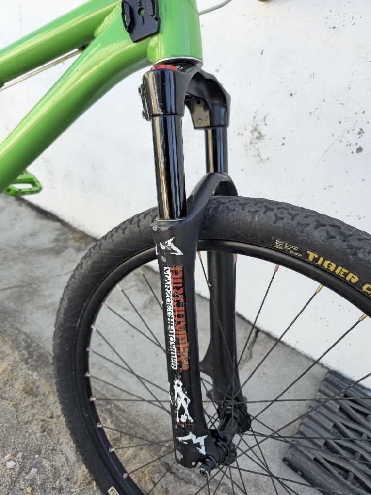 Bicicleta Dirt Jump