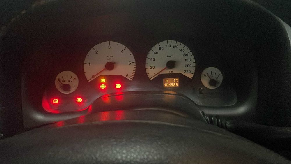 Opel Astra 1.6 Turbo 2001 – IUC 2025 Pago | Revisão Feita | 404.000 km