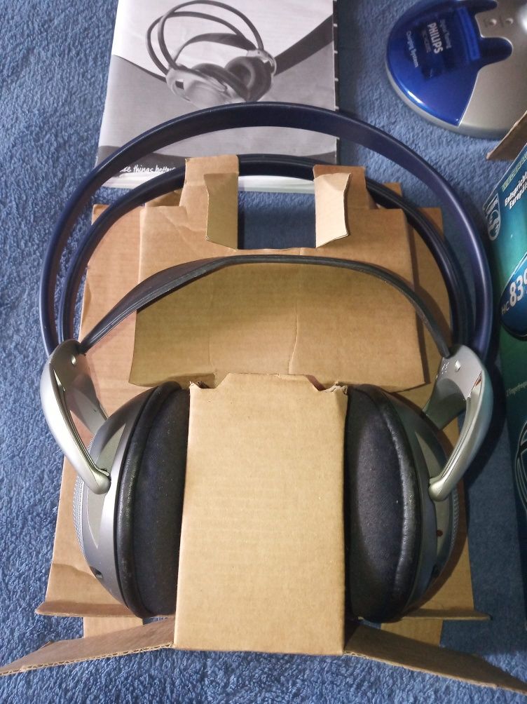 PHILIPS FM hc8390 słuchawki RADIOWE 100m zasięg bezprzewodowe VINTAGE