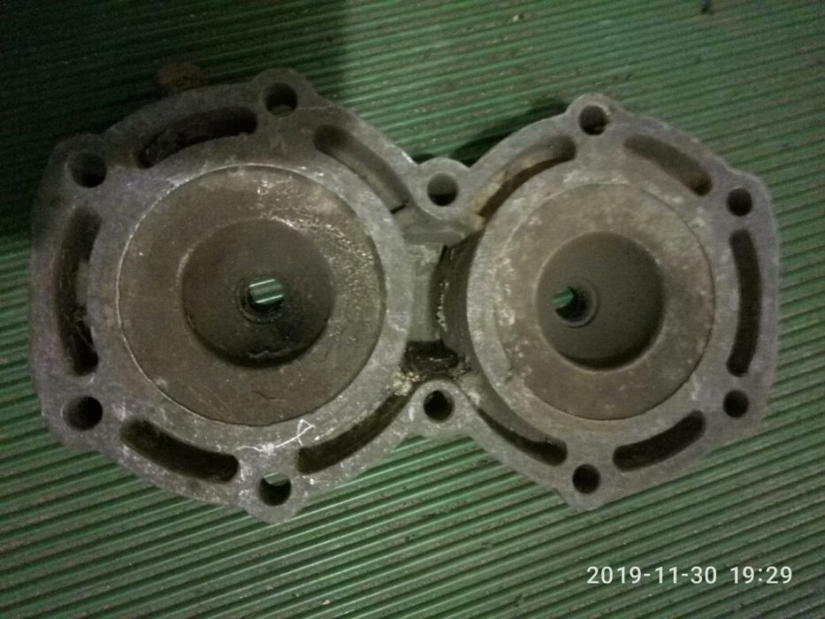 Крышка блока лодочного мотора ВИХРЬ 30