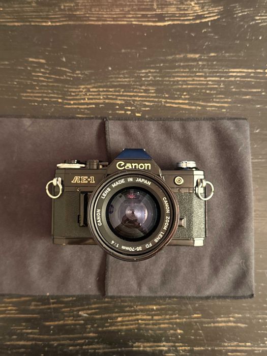 canon ae1  canon zoom lens fd 35-70 1:4