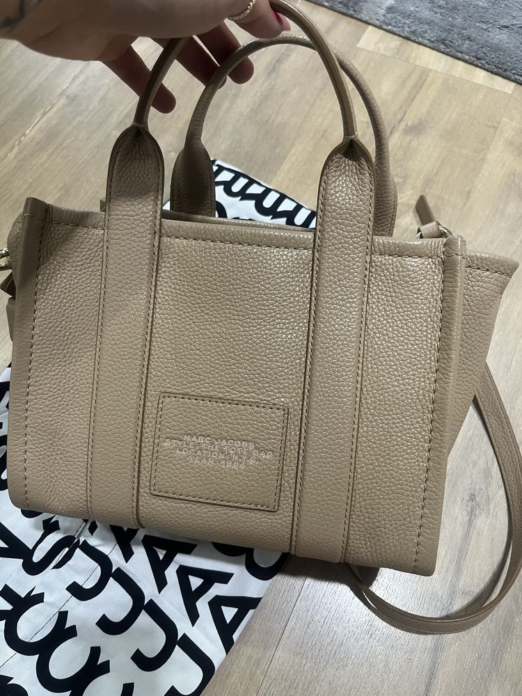 Marc Jacobs Tote bag carmel rozmiar sredni