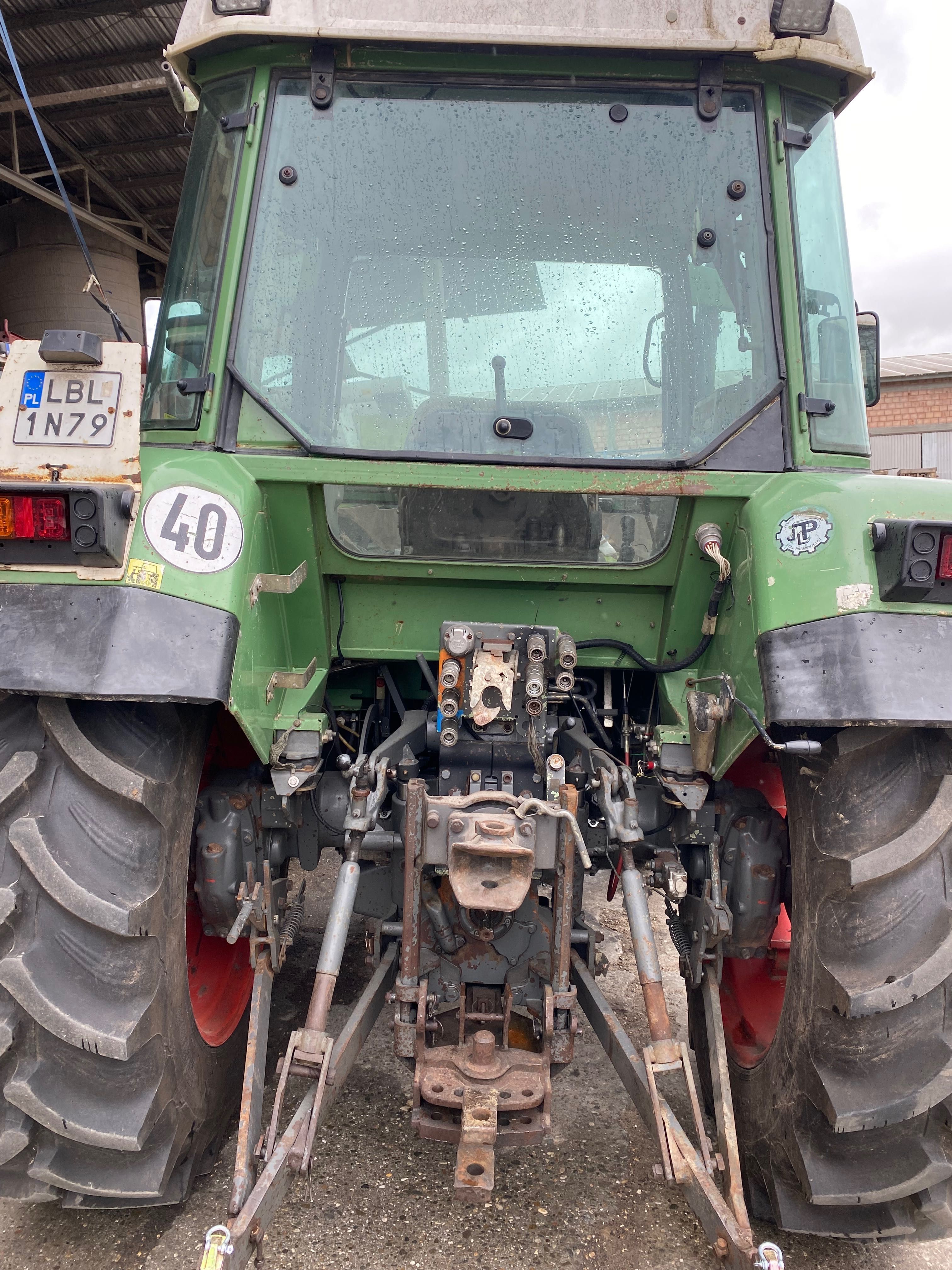 Fendt farmer 307c z ładowaczem