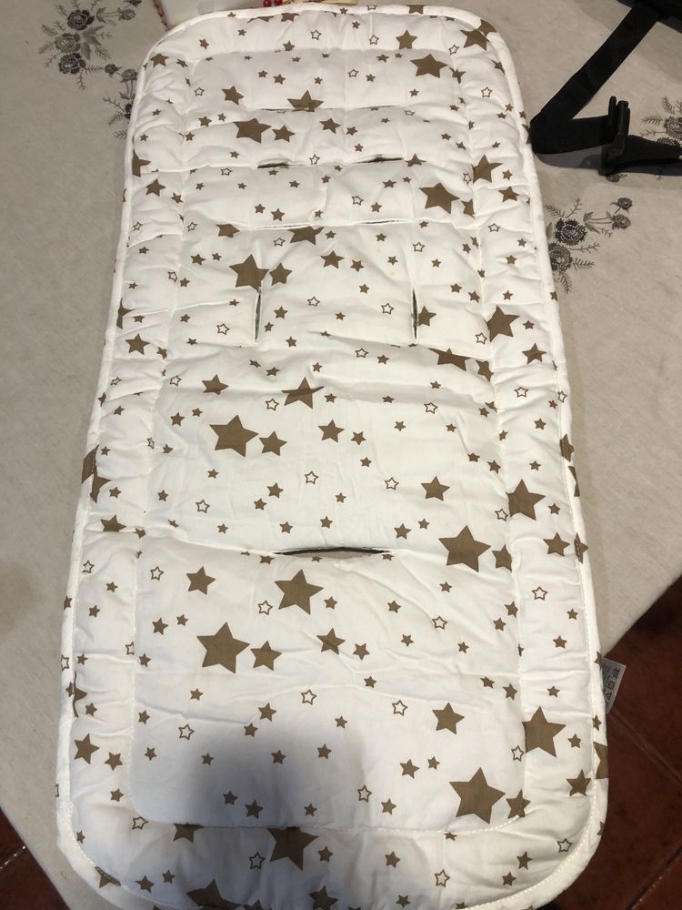 Almofada bebe para assento de carrinho de bebe e assento de carro