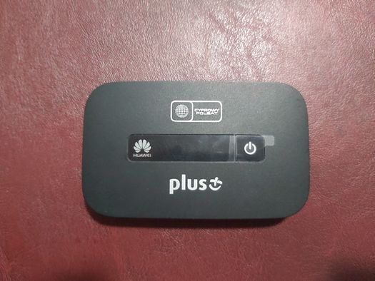 Przenośny ruter marki HUAWEI 4G LTE