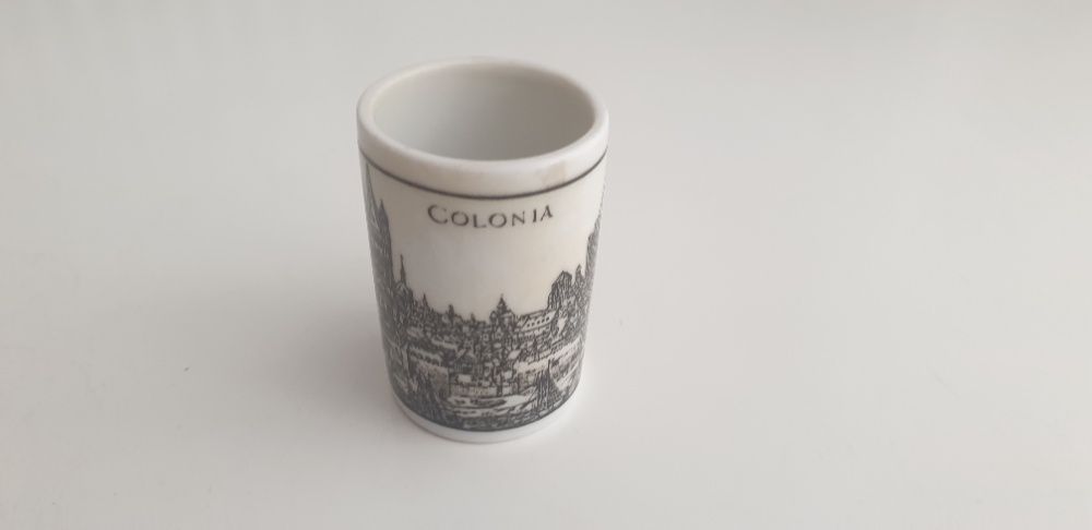 Starocie z Gdyni - Stare naczynia - kieliszek Niemiecki ceramiczny