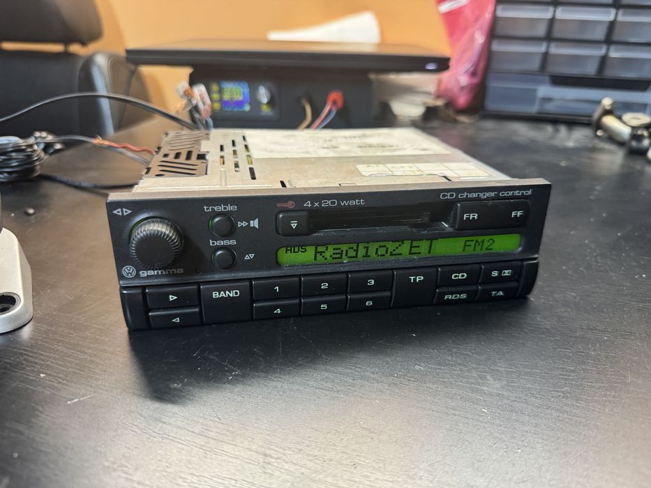 Radio vW Gamma IV 4 Zielona idealna.