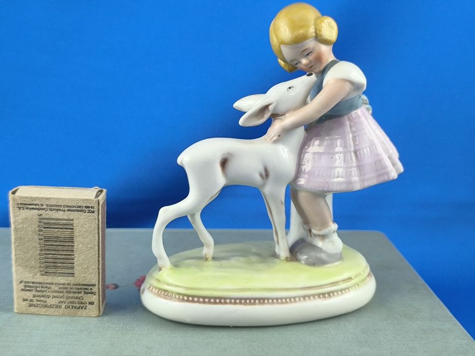 Dziewczynka z sarenką Grafenthal XIX wiek #porcelana #dekoracja