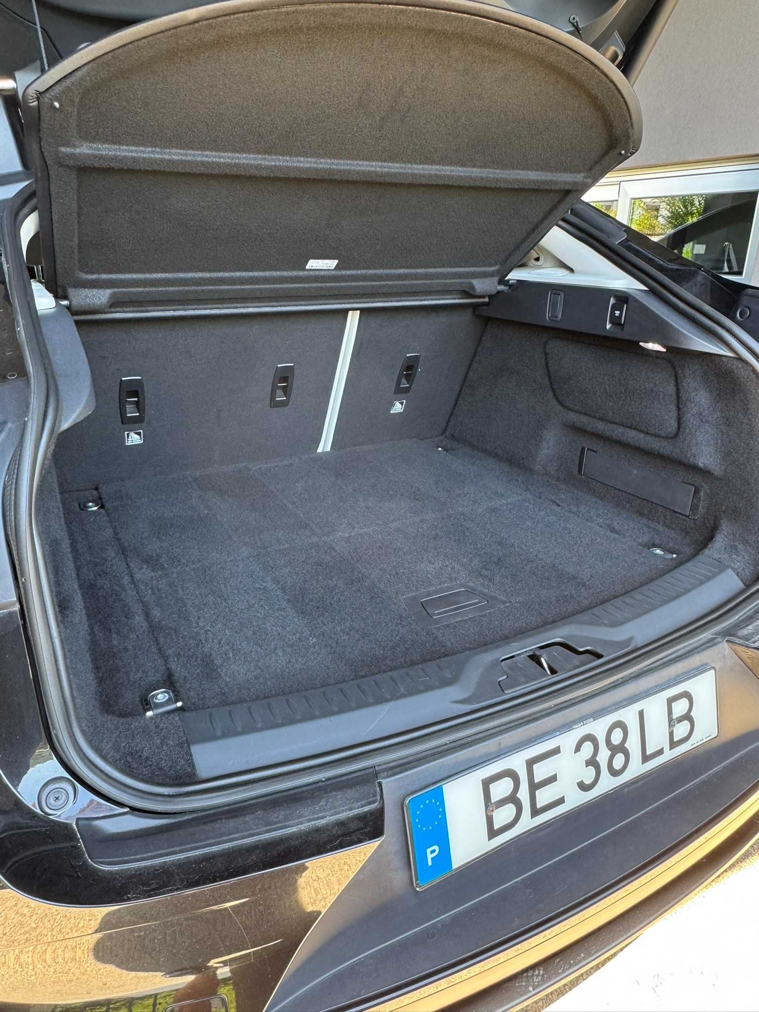 Jaguar I-Pace EV400 HSE