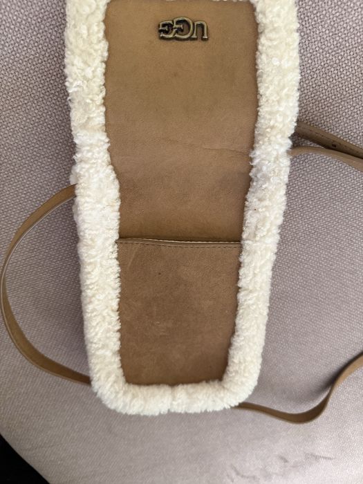 Сумочка чохол для телефона Ugg