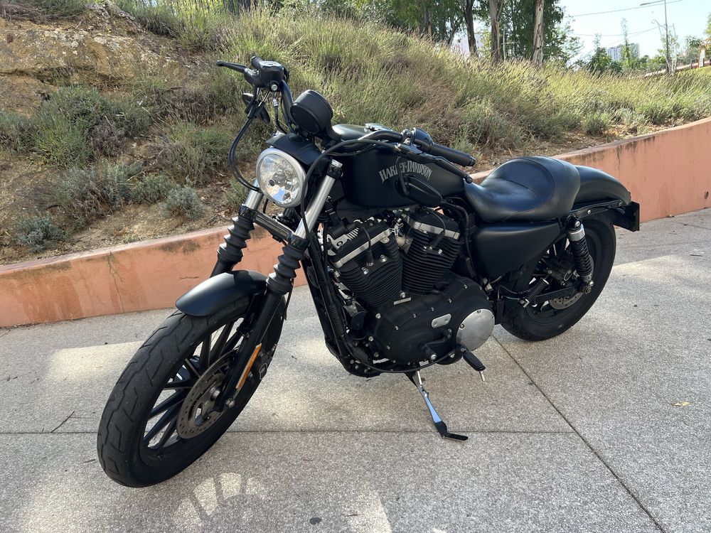 Harley Davidson 883