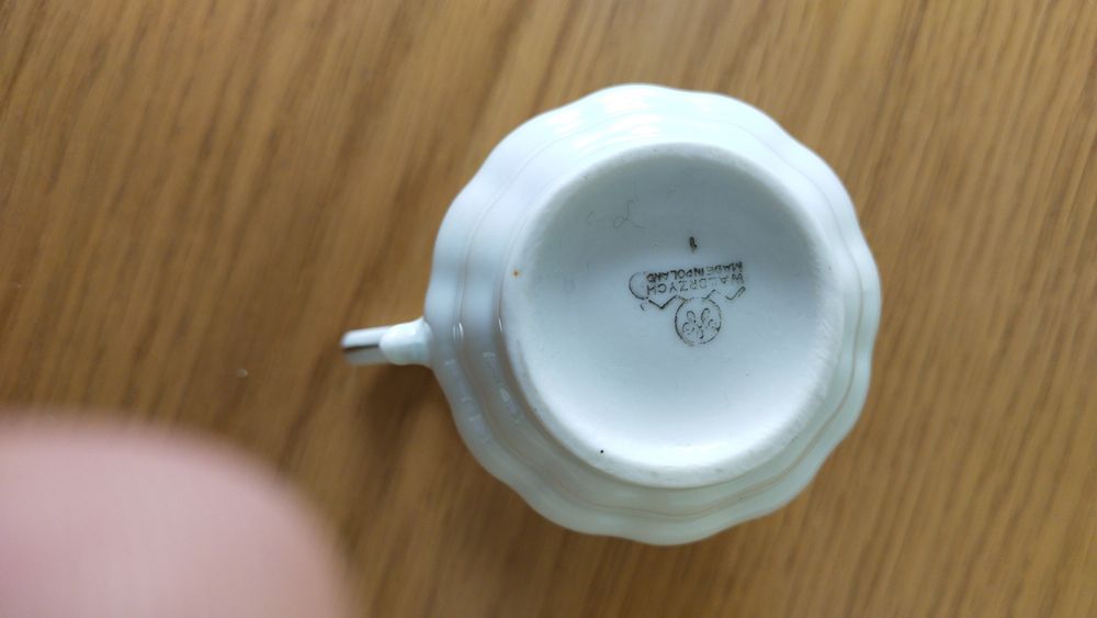 Porcelanowy mlecznik Wałbrzych PRL