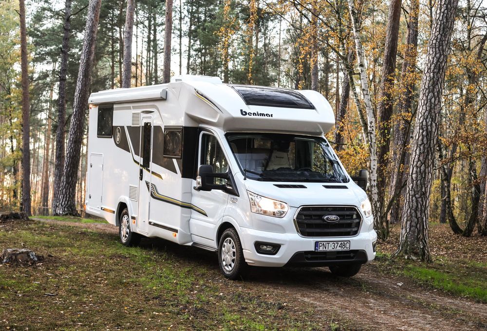 Wynajem kampera Nowy Tomyśl (Poznań) – 4-osobowy | klima | automat