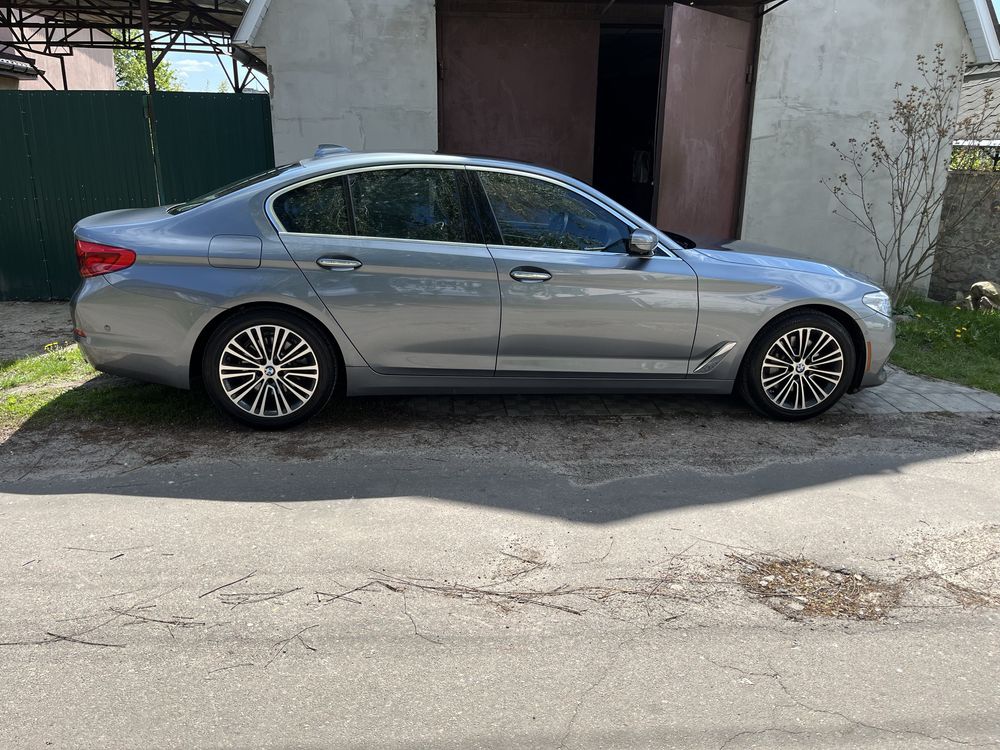 BMW G30 530XI luxury line