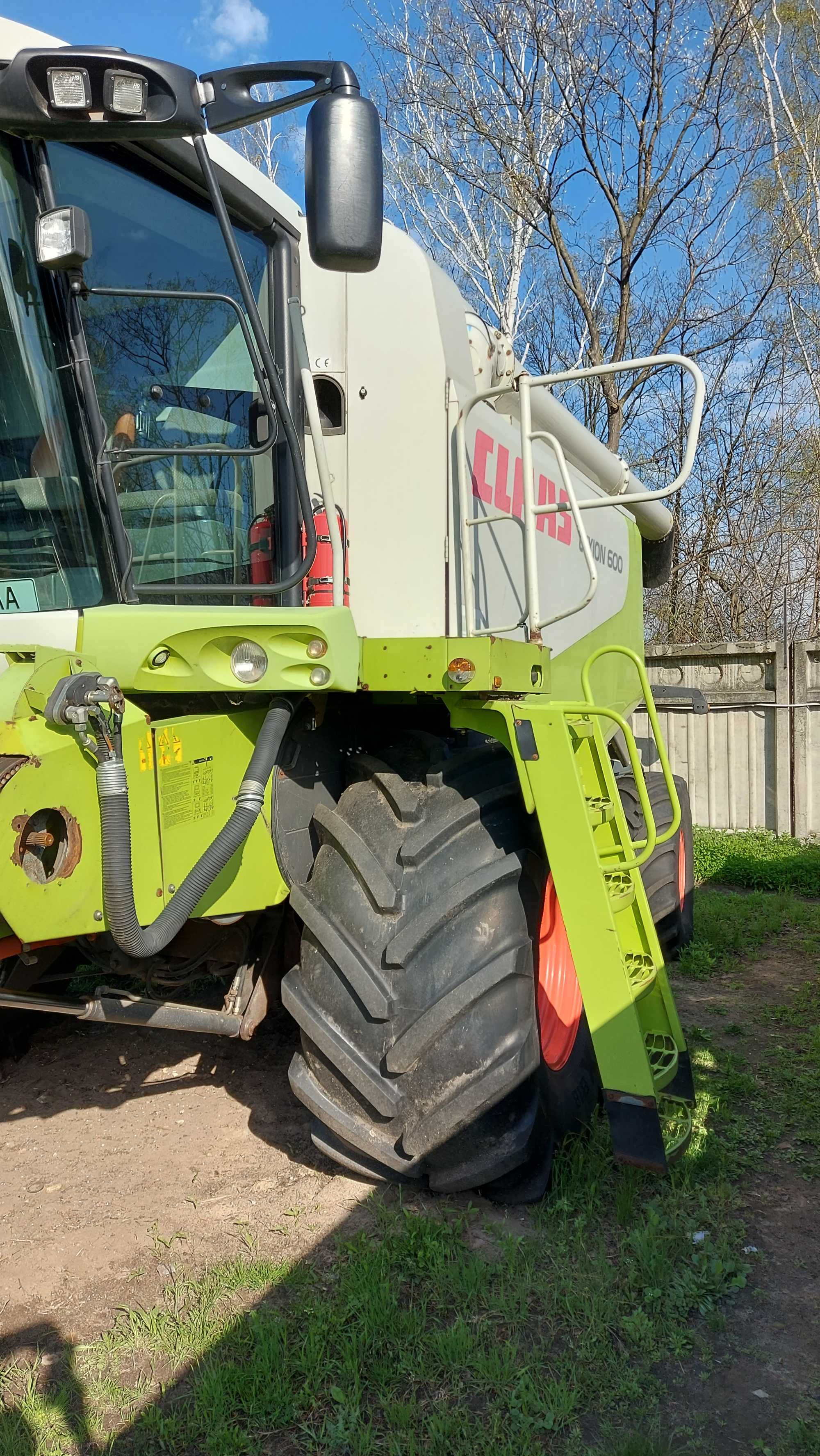 Комбайн CLAAS Lexion 600