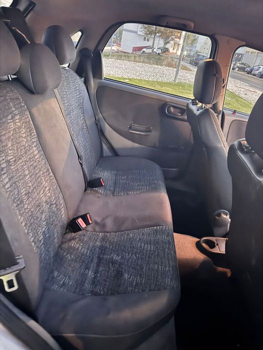 Opel Corsa C ano 2002