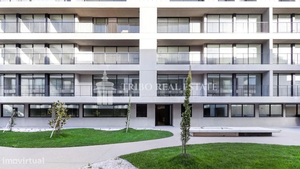 T3 Luxo Em Condomínio Fechado + Vista Mar