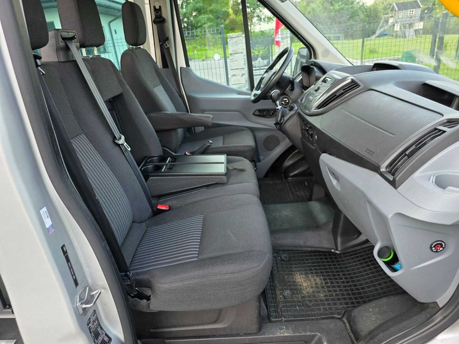 Ford Transit Trend 9 Osobowy Przewóz Osób Niepełnosprawnych Kamper