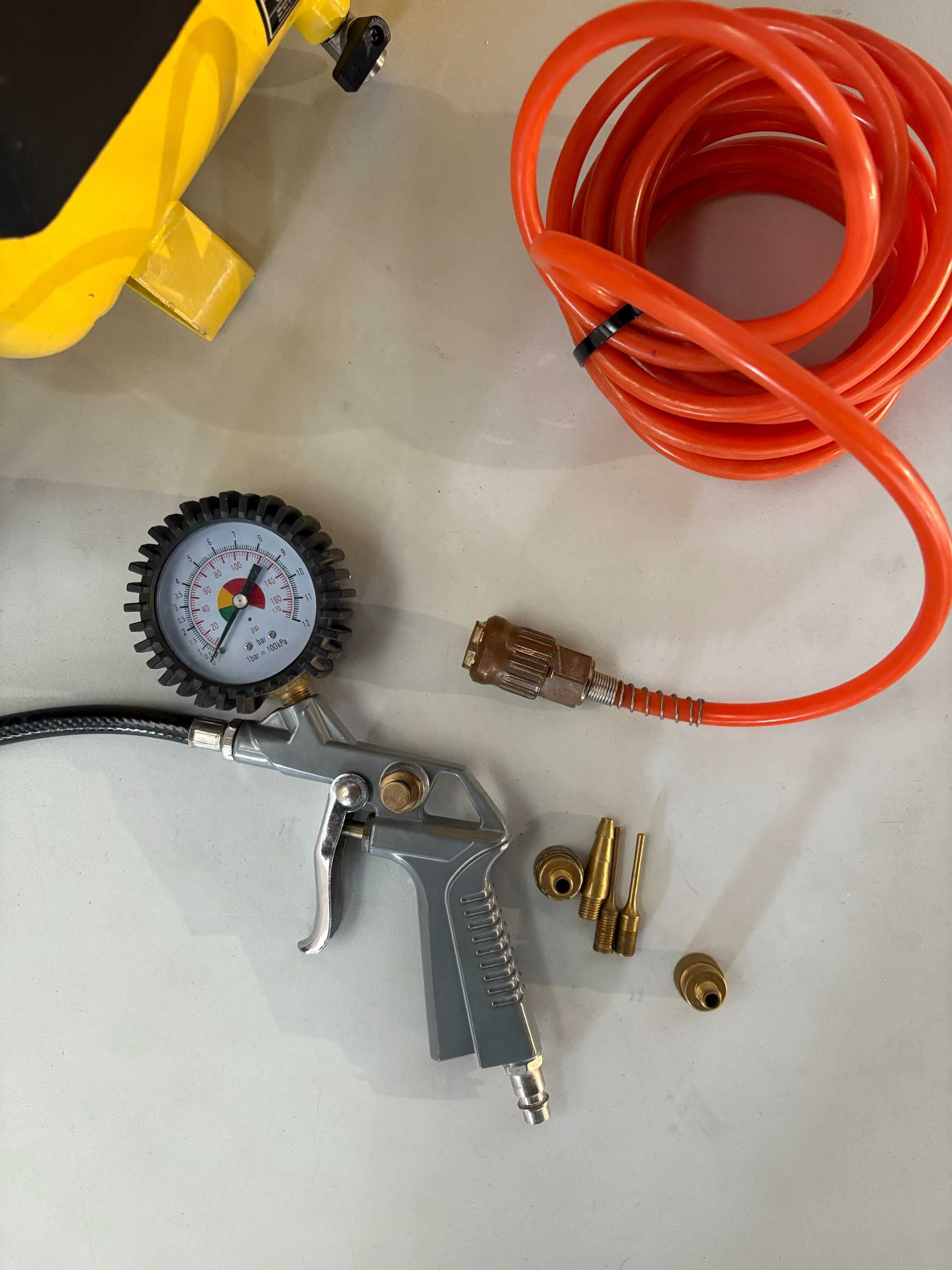 Compressor - STANLEY - Mod. D200/8/6 - 6L - 8Bar